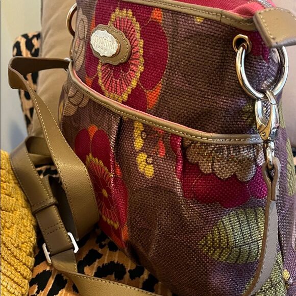 Spartina 449 Floral Crossbody Bag - Pink and Yellow - Picture 5 of 11